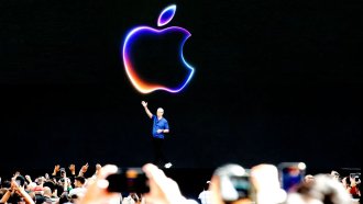 অ্যাপ স্টোর নীতিমালায় কঠোর অবস্থানে অ্যাপল