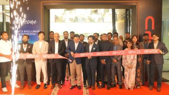 ঢাকায় সবচেয়ে বড় এক্সক্লুসিভ শোরুম চালু করেছে বিওয়াইডি বাংলাদেশ