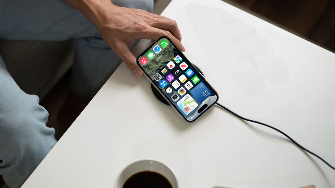 অতিরিক্ত ব্যাটারি ব্যবহারকারী অ্যাপ নিয়ন্ত্রণে কঠোর হচ্ছে গুগল