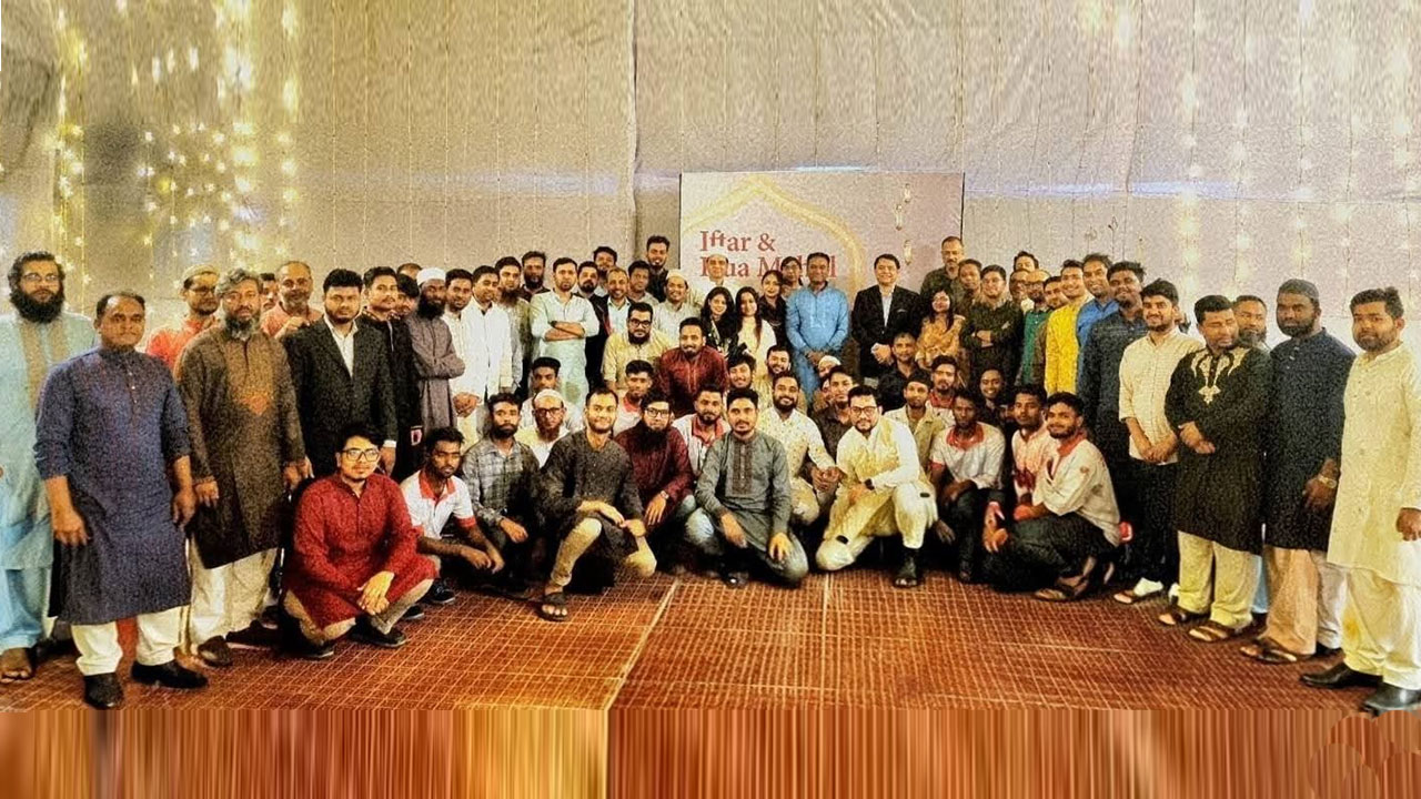 আয়আল কর্প, রেড ডাটা ও টেকওয়ার্ল্ডের সম্মিলিত ইফতার মাহফিল অনুষ্ঠিত