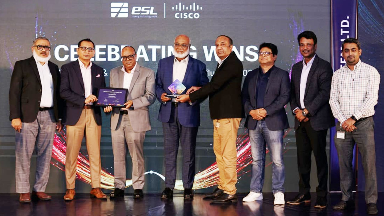সিসকো ‘পার্টনার অব দ্য ইয়ার’ সম্মাননা পেয়েছে ইএসএল