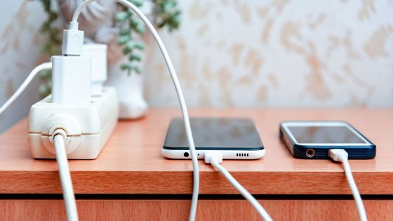 স্মার্টফোনের ব্যাটারি দীর্ঘস্থায়ী রাখার ৮ উপায়