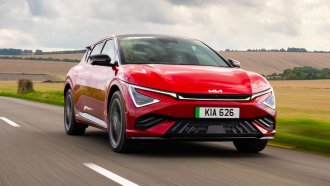 গাড়ি কেনার আগে অবশ্যই যা জানা উচিত