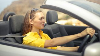 ট্রাফিক সেফটি ও ড্রাইভিং টিপস : এখনই জেনে নিন