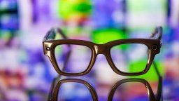 মেটার স্মার্ট চশমায় গোপনে ফিরছে ‘ফেস রিকগনিশন’ প্রযুক্তি