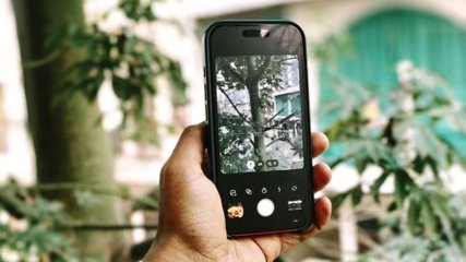 ছোট মুহূর্তগুলো একসাথে দেখার নতুন উপায় আইফোনে