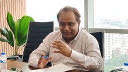 আন্তর্জাতিক ঋণদাতার নকশায় নয়, নিজস্ব মডেলে উন্নয়ন চান ড. রোকনুজ্জামান